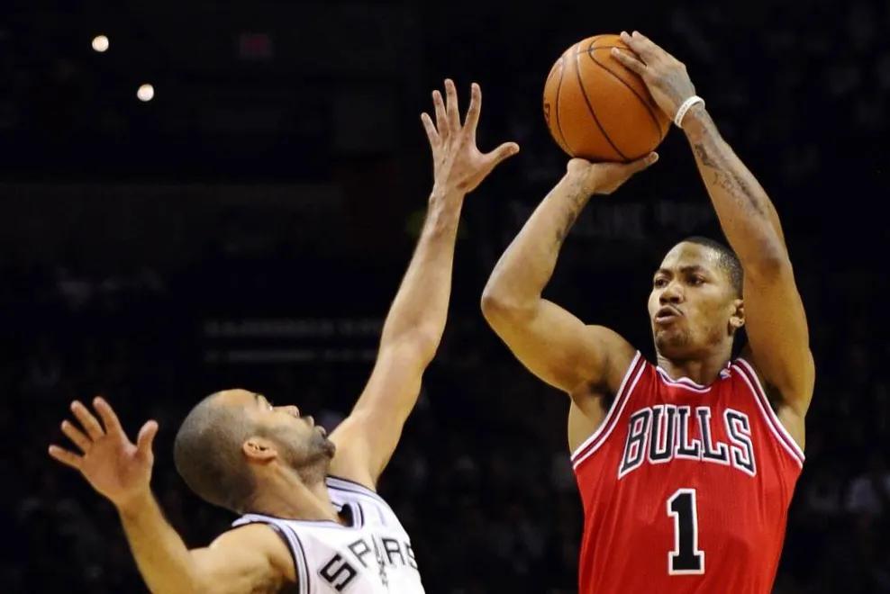 就在今天，8月23日！NBA传来罗斯球衣退役消息！-第4张图片-ZBLOG
